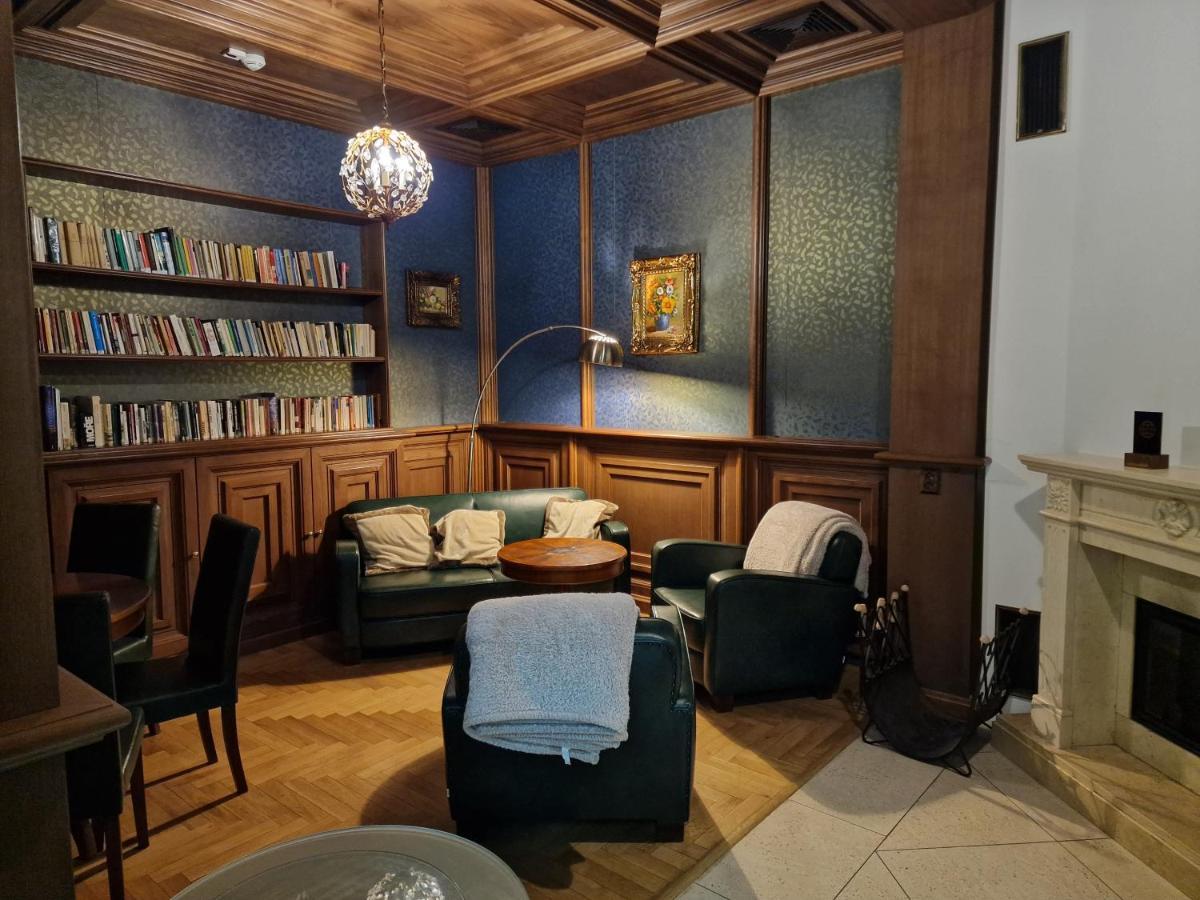 Spa Hotel Iris Karlovy Vary Esterno foto